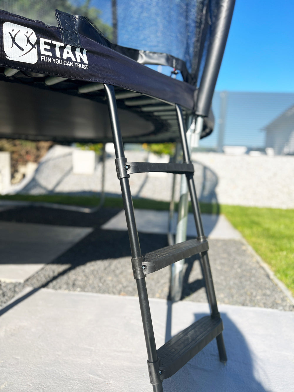 Le guide ultime des accessoires de trampoline : coussins de protection, filets et plus