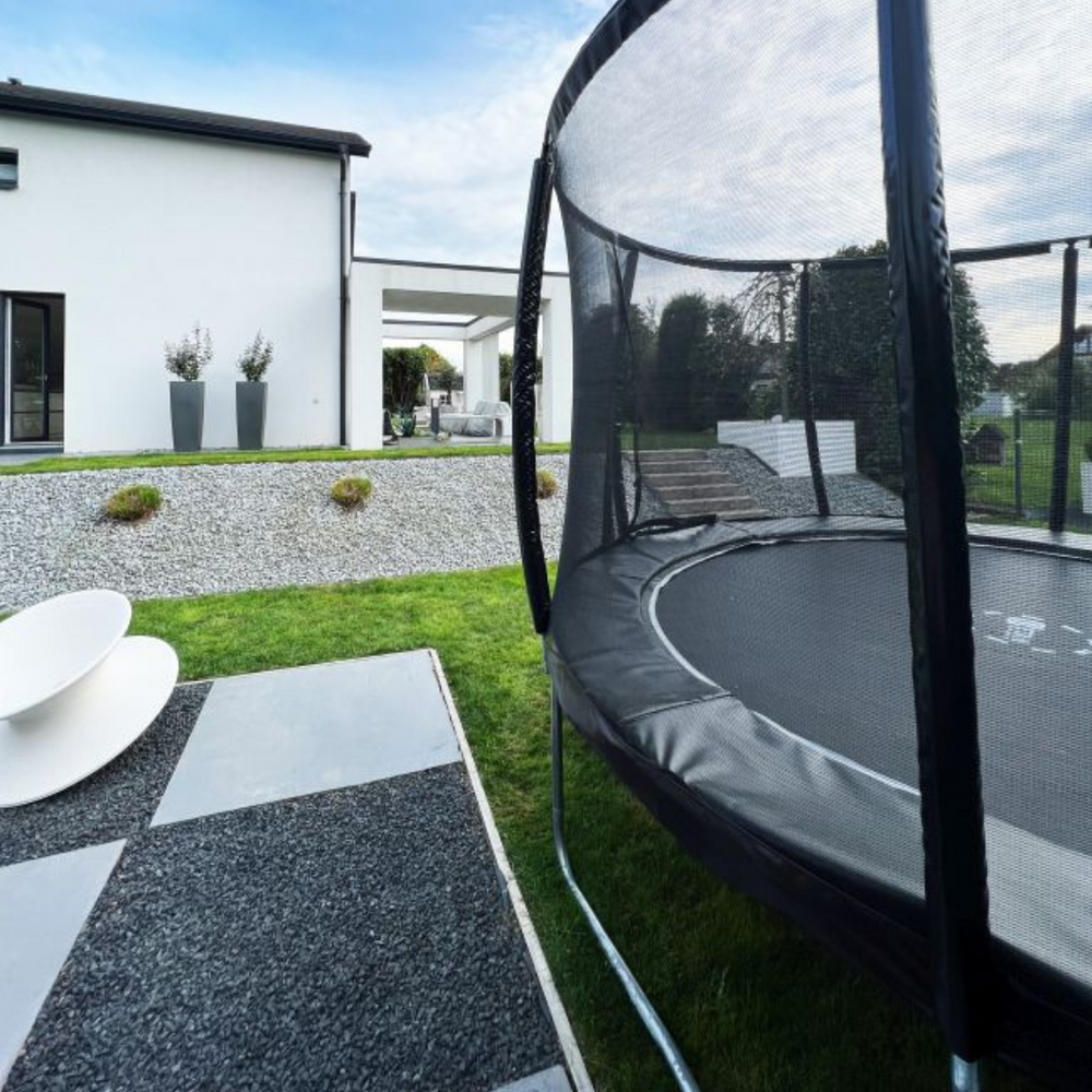 Trampolin-Ersatzteile austauschen oder ein neues Trampolin kaufen?