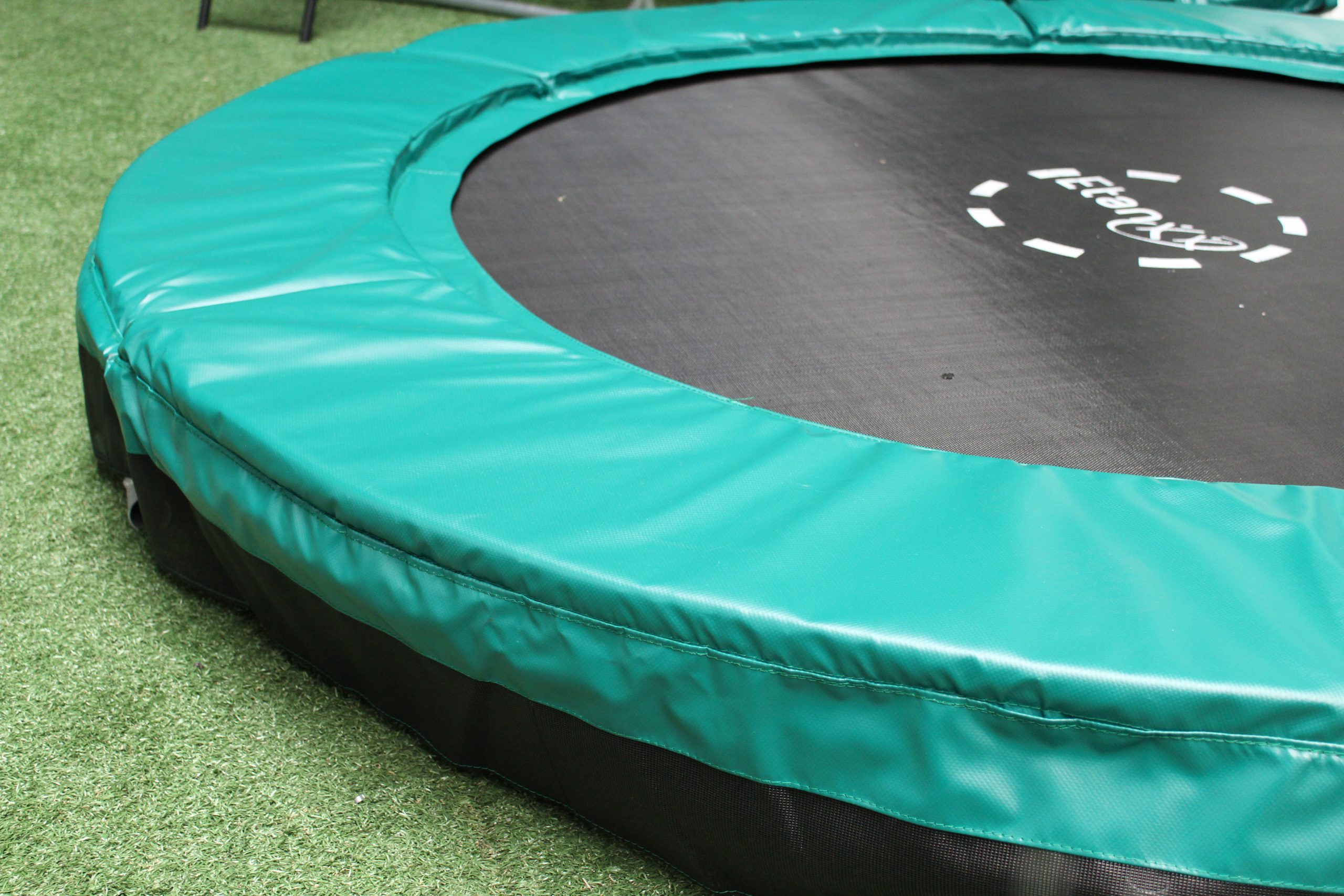 Etan Premium rechthoekige inground trampoline met net deluxe 310 x 232 cm / 1075 grijs